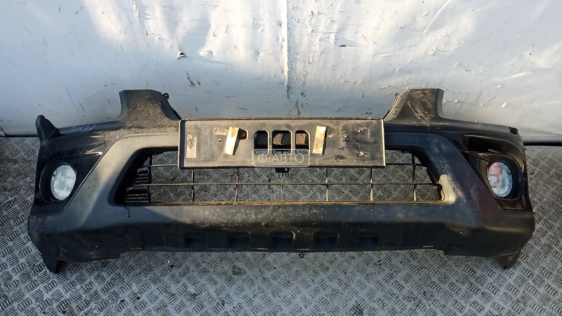 Бампер передний