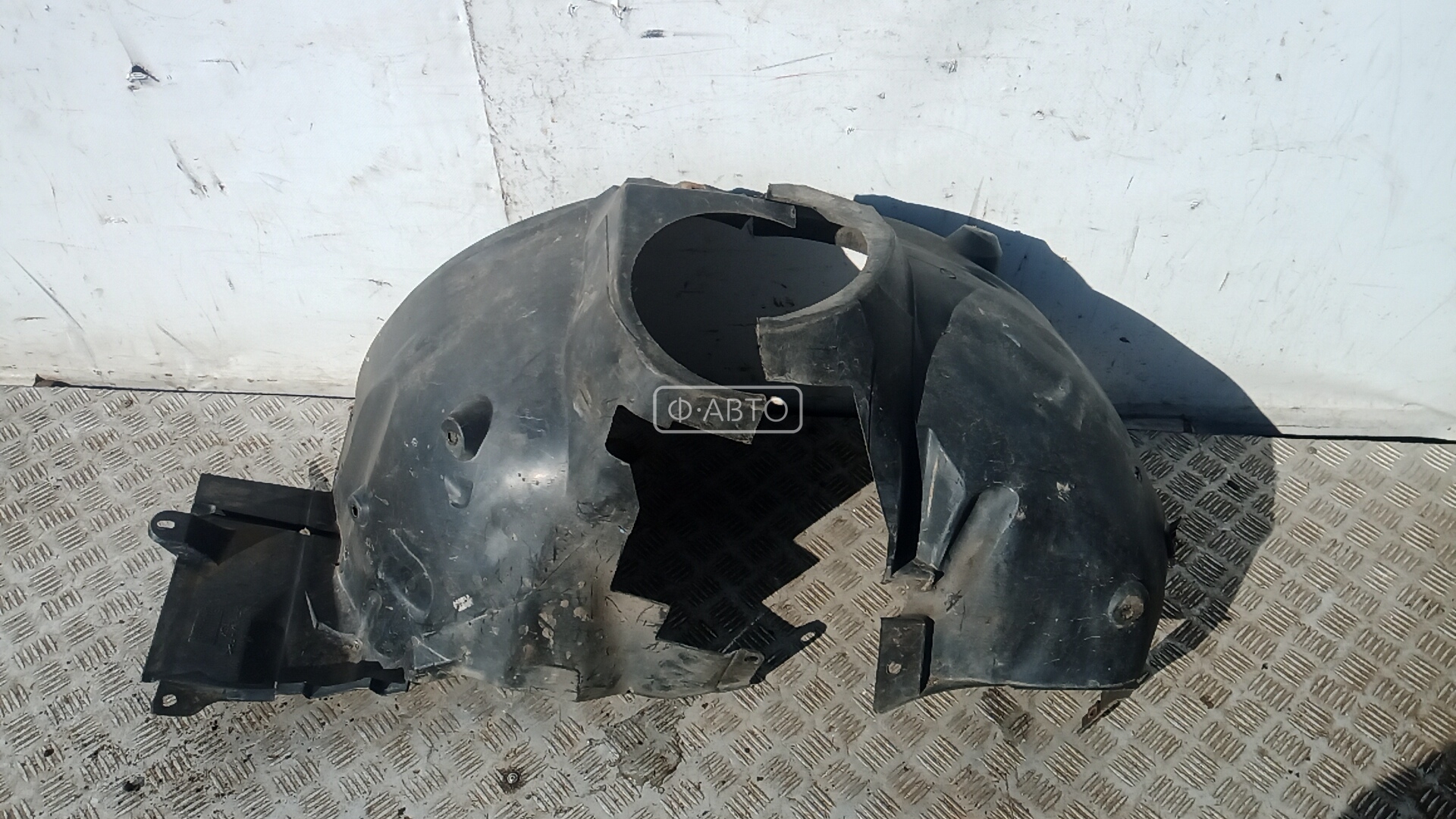 Защита арок (защита крыла, подкрылок) передняя левая