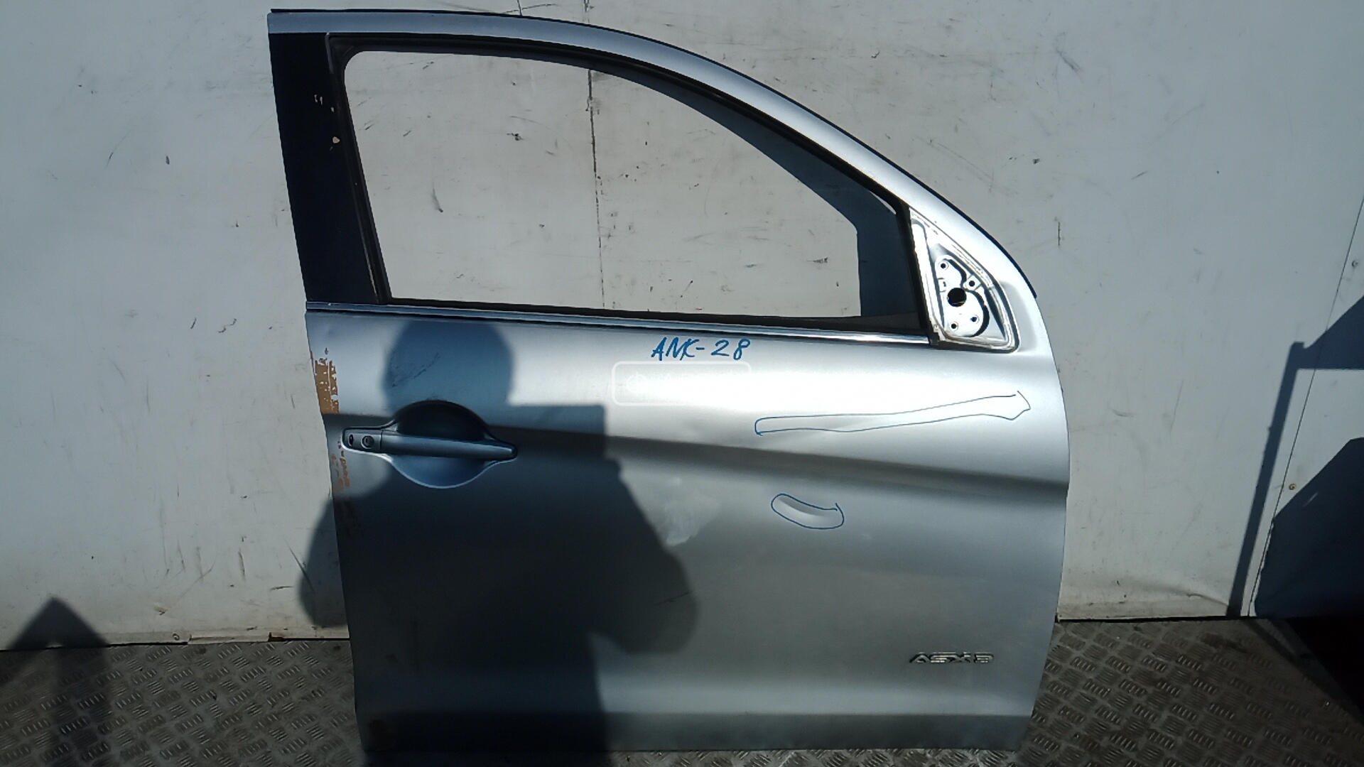 Дверь передняя правая