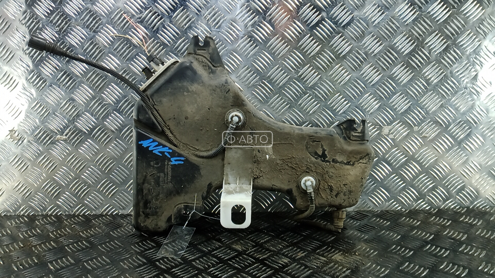 Бачок иолиса