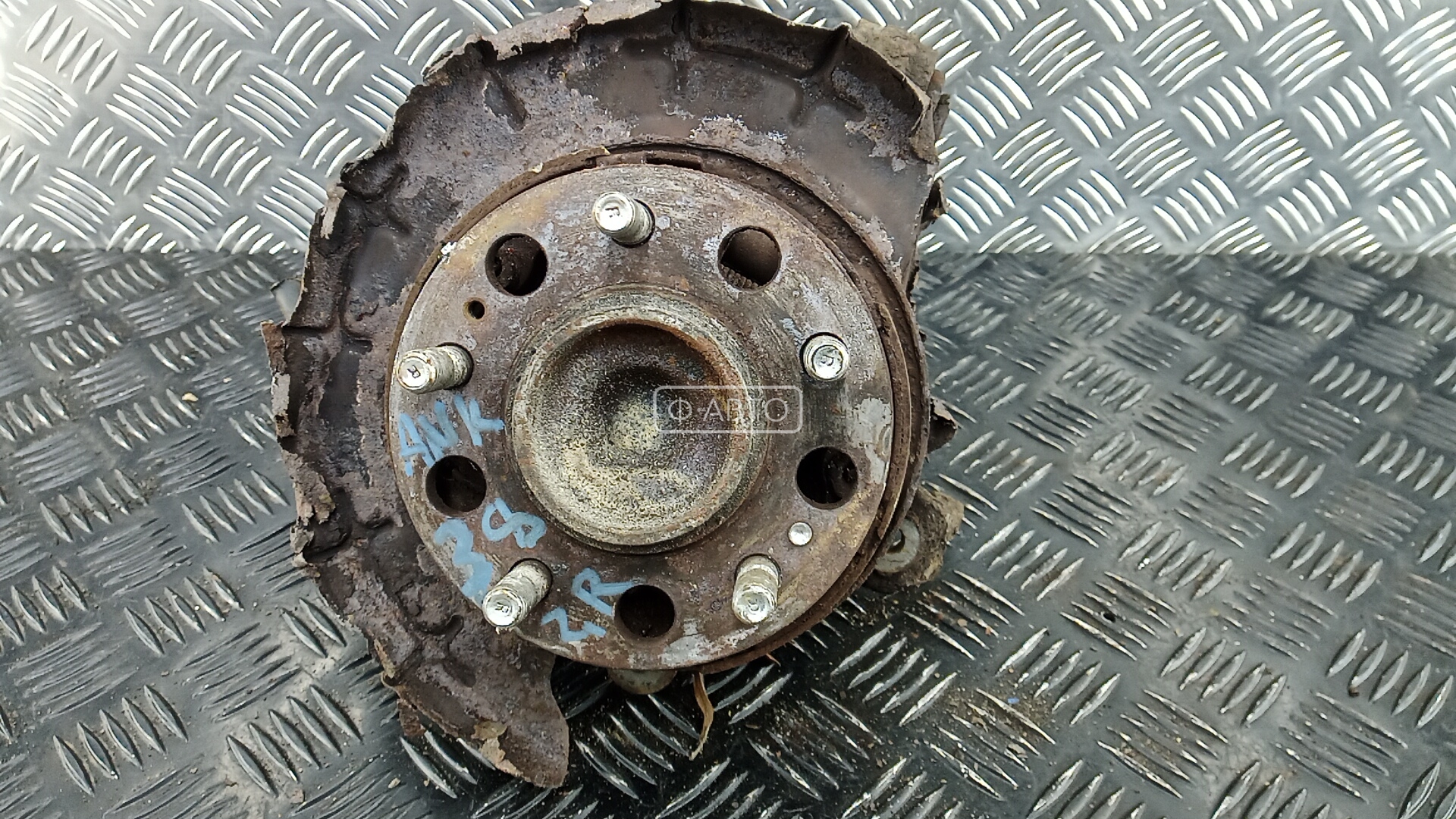 Ступица задняя правая