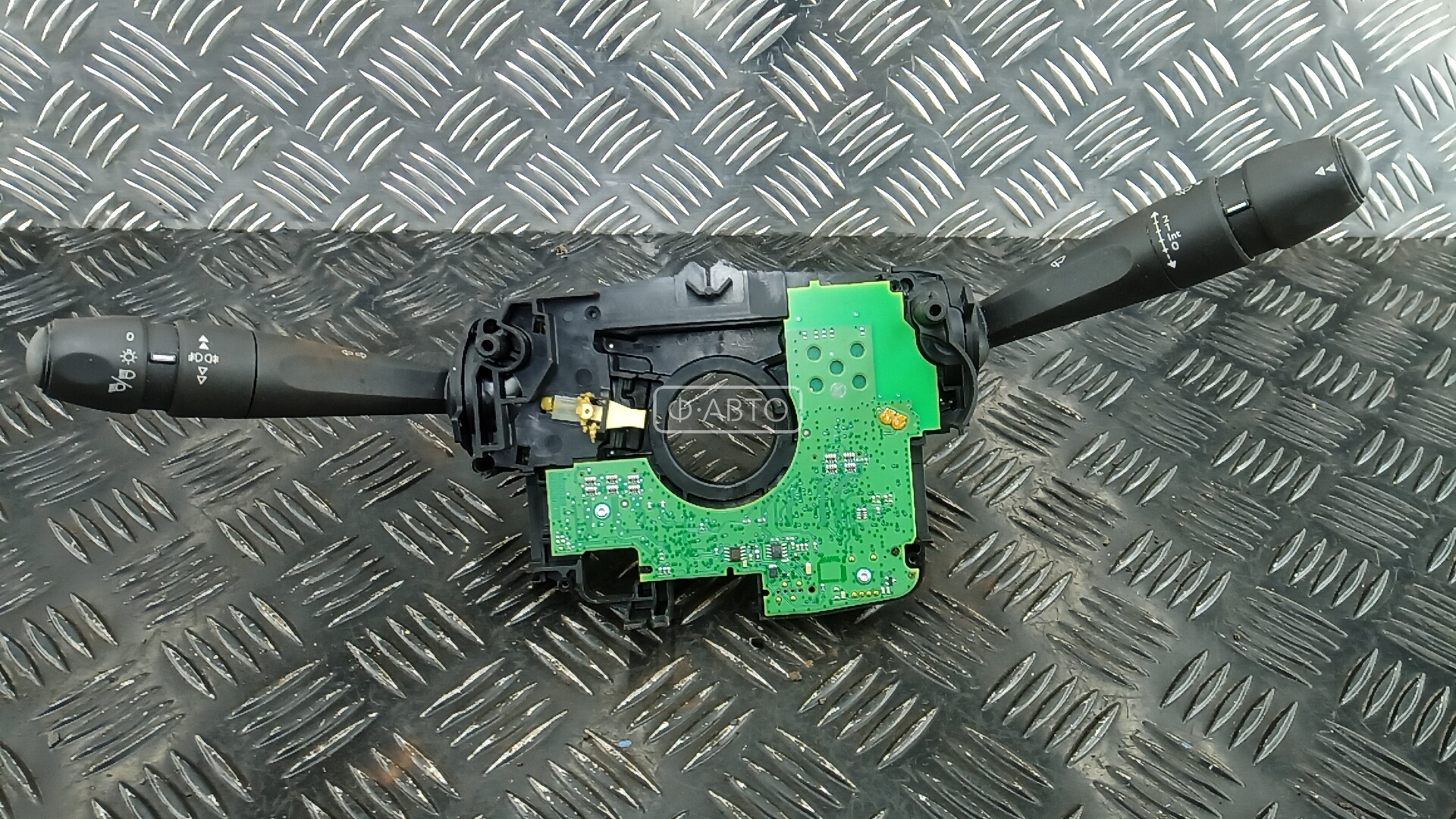 Переключатель поворотов и дворников (стрекоза)