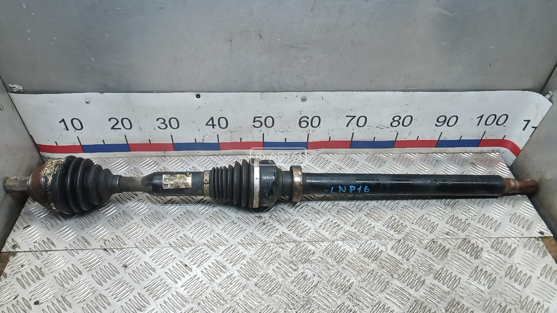 Привод передний правый