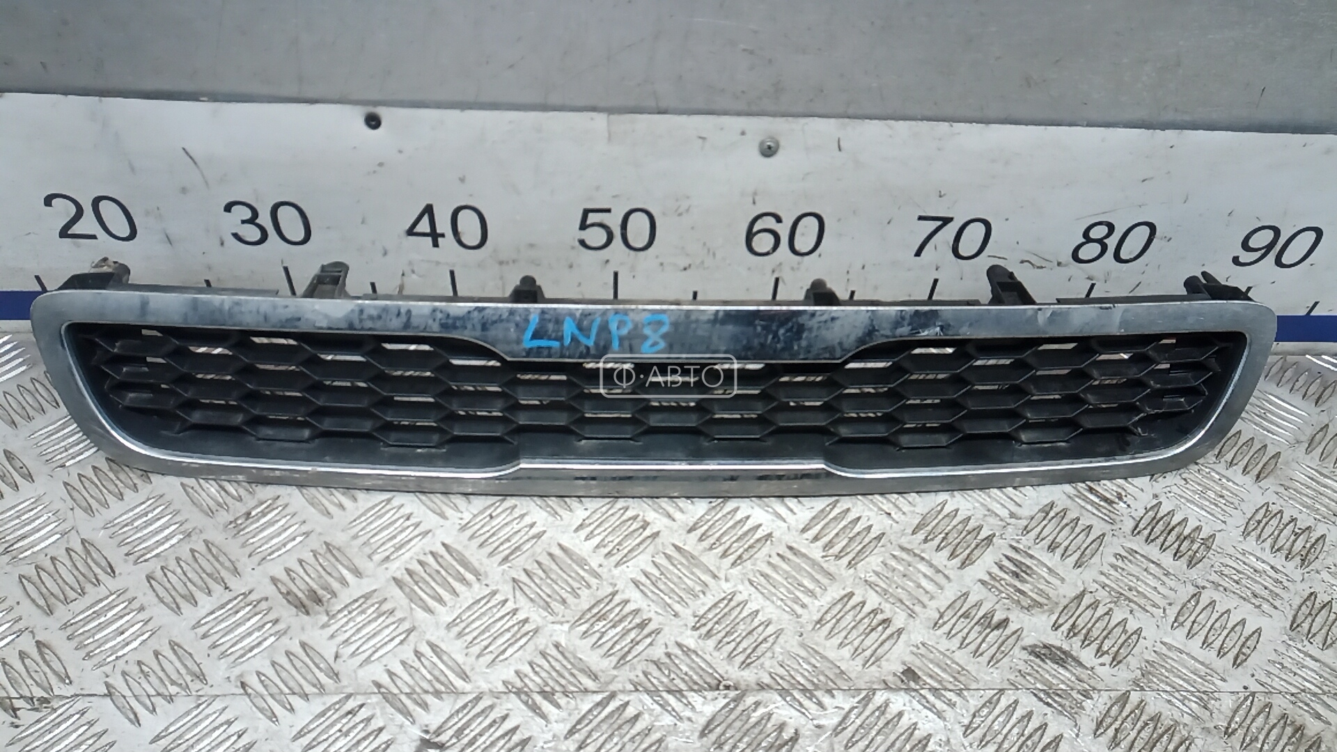 Решетка радиатора