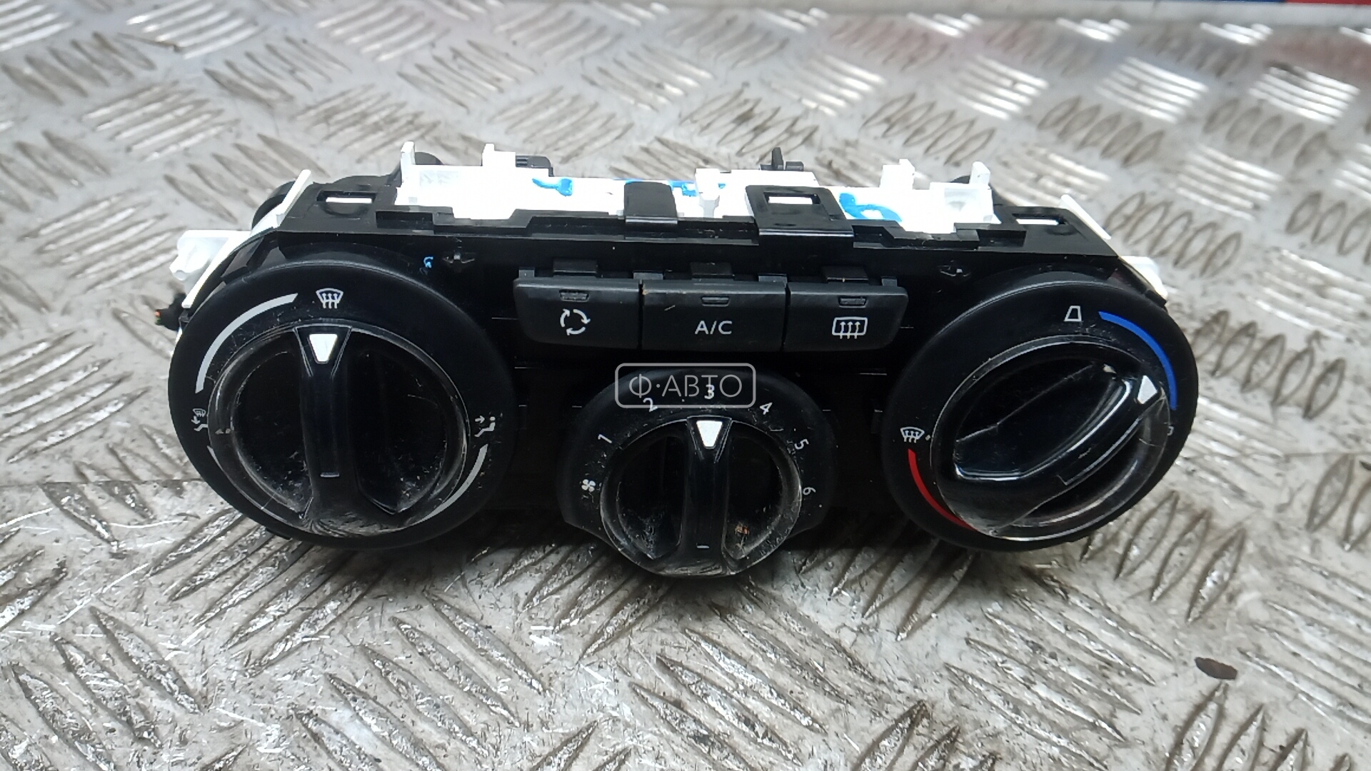 Блок управления печки и климат-контроля