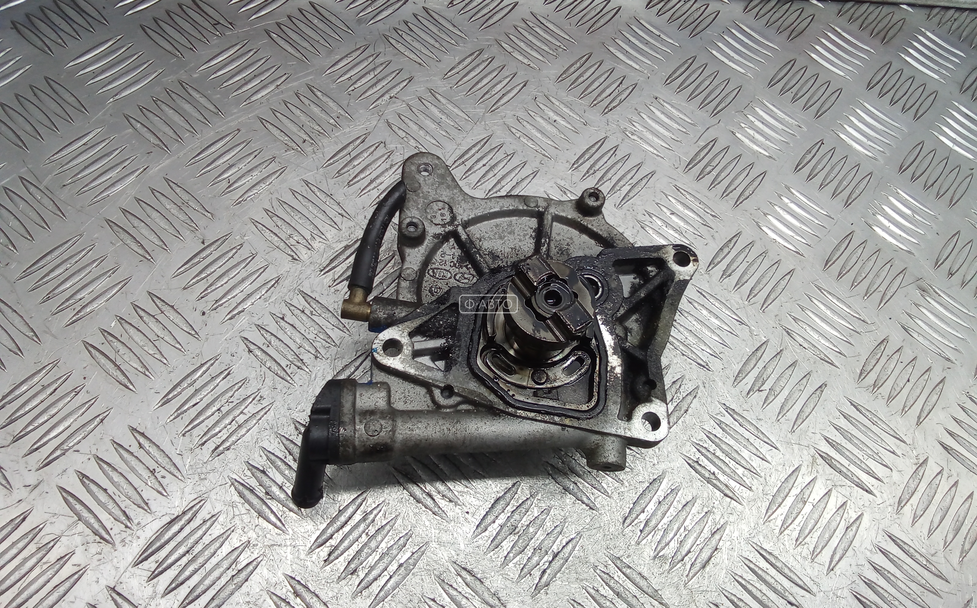 Насос вакуумный