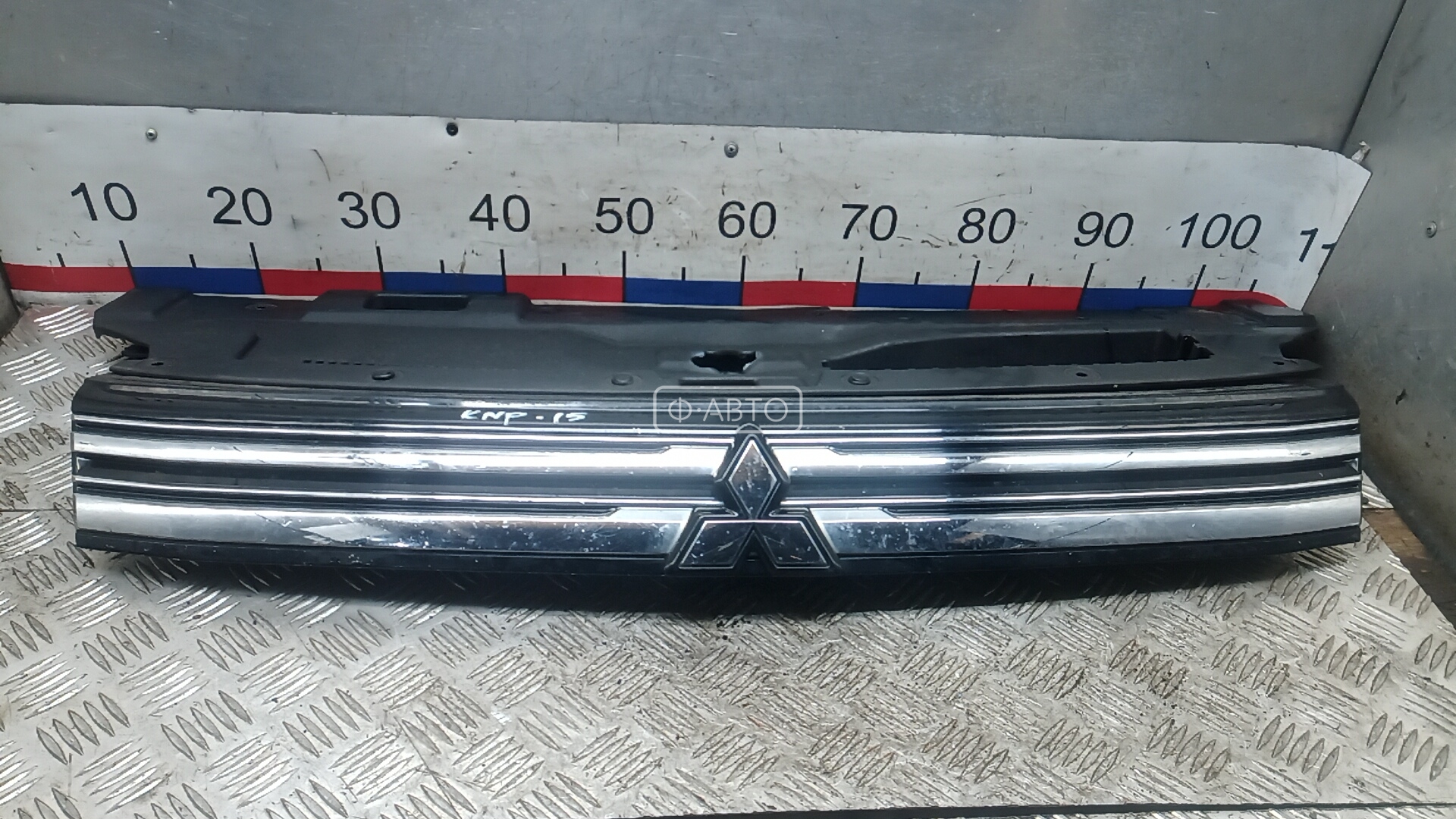 Решетка радиатора