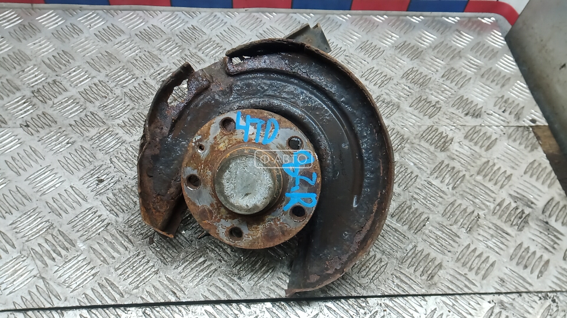 Ступица задняя правая