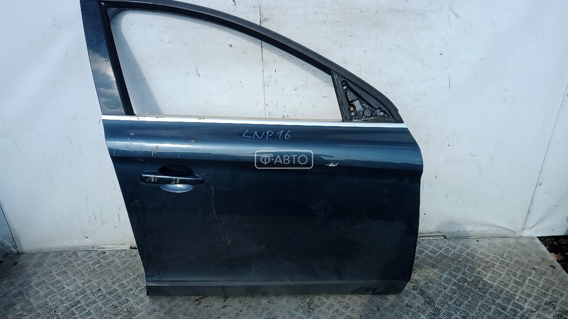 Дверь передняя правая