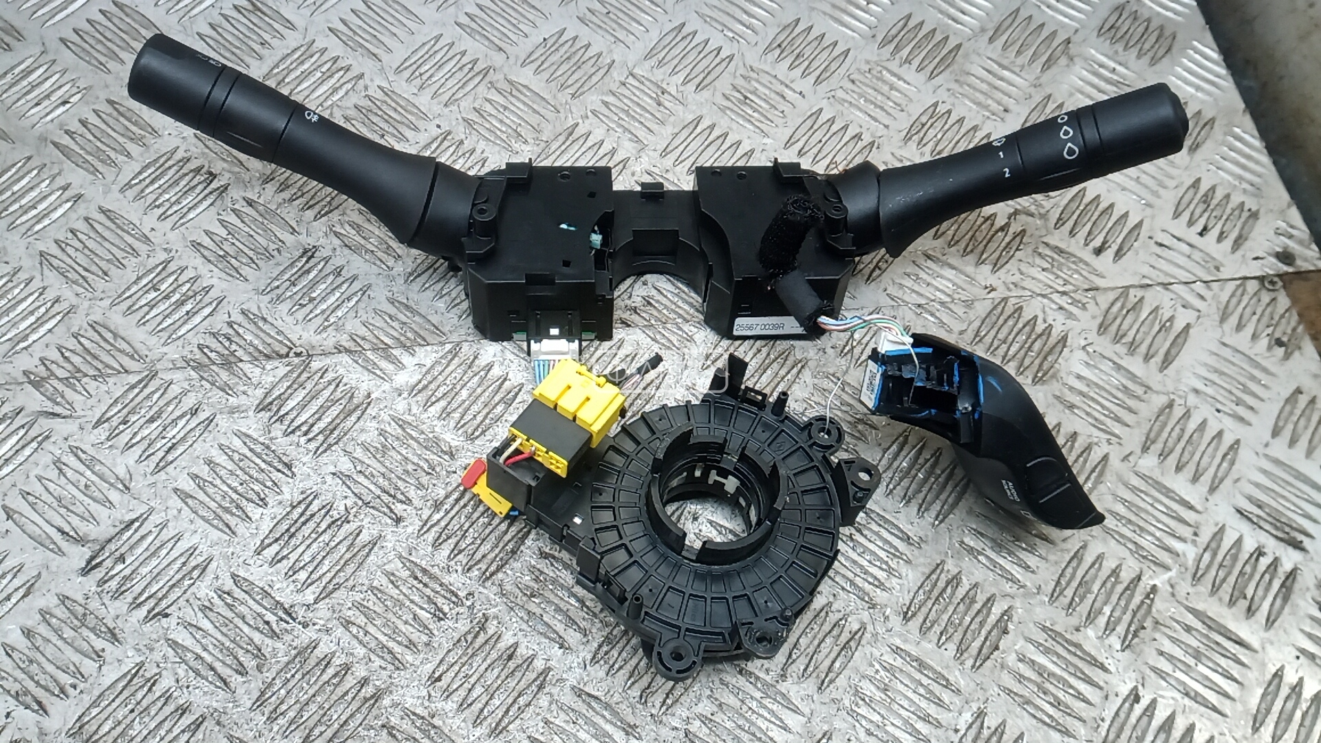 Переключатель поворотов и дворников (стрекоза)