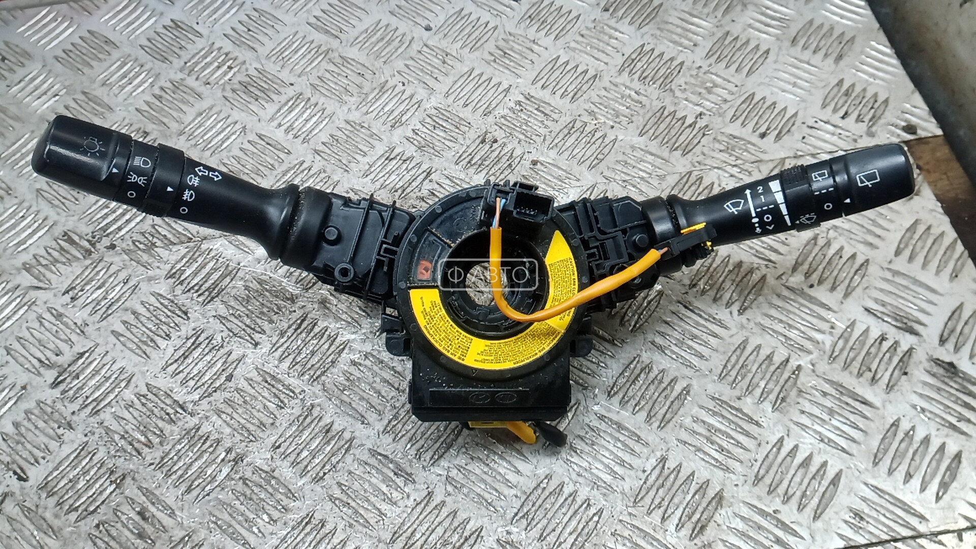 Переключатель поворотов и дворников (стрекоза)