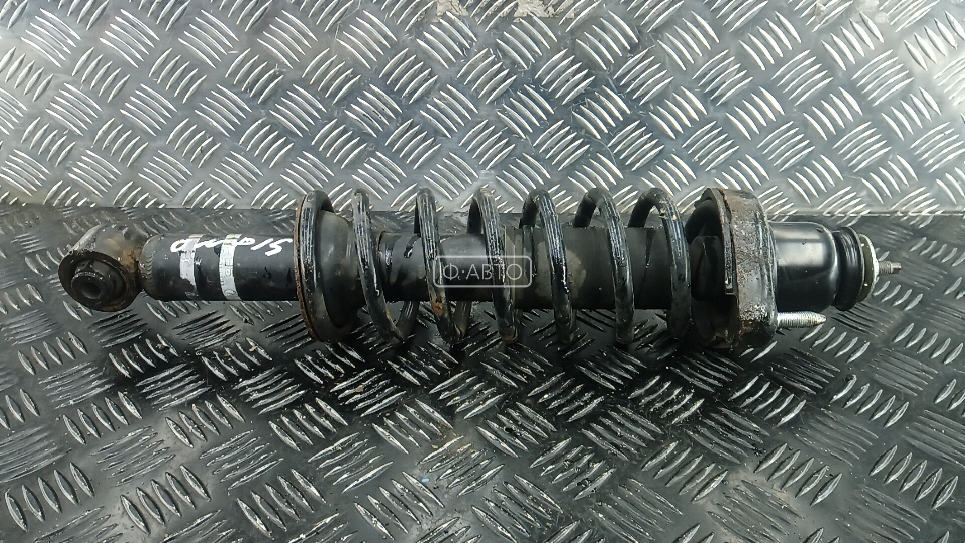 Стойка задняя левая