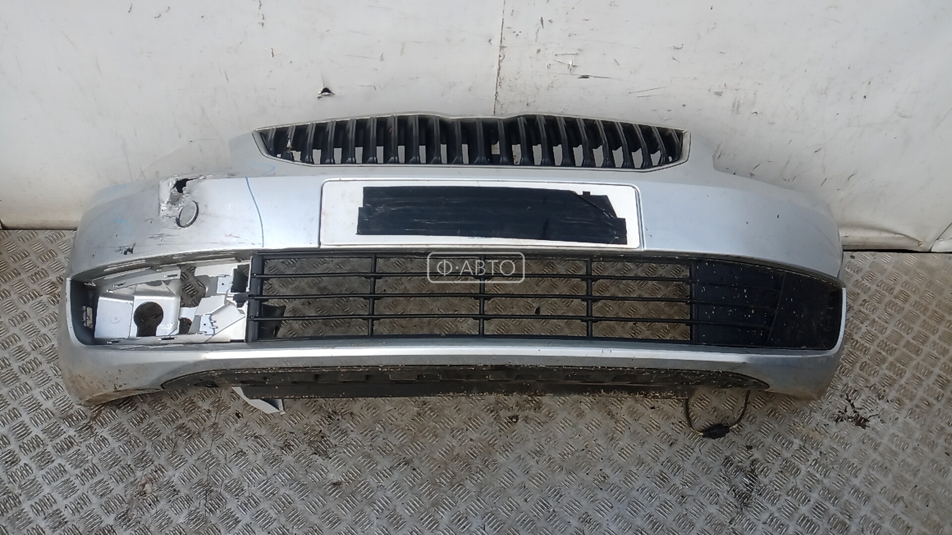 Бампер передний