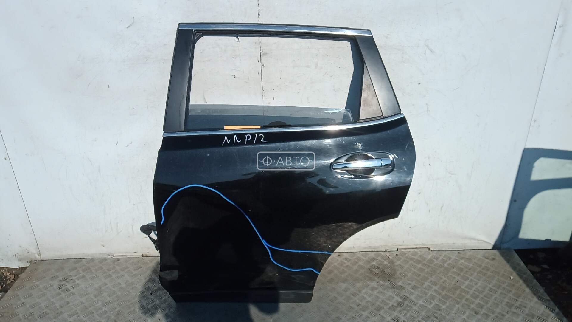 Дверь задняя левая