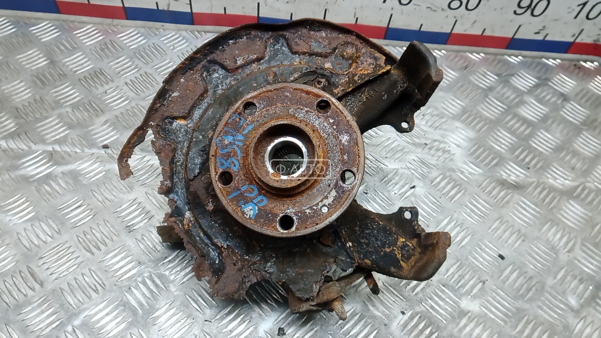 Ступица передняя правая