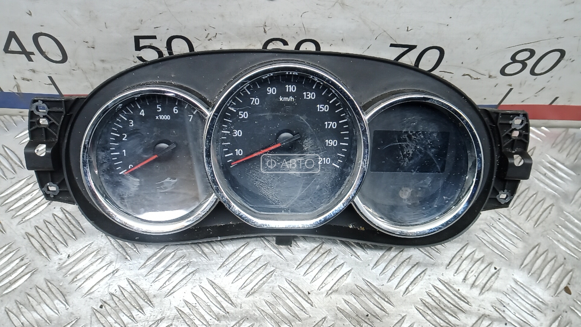 Щиток приборов