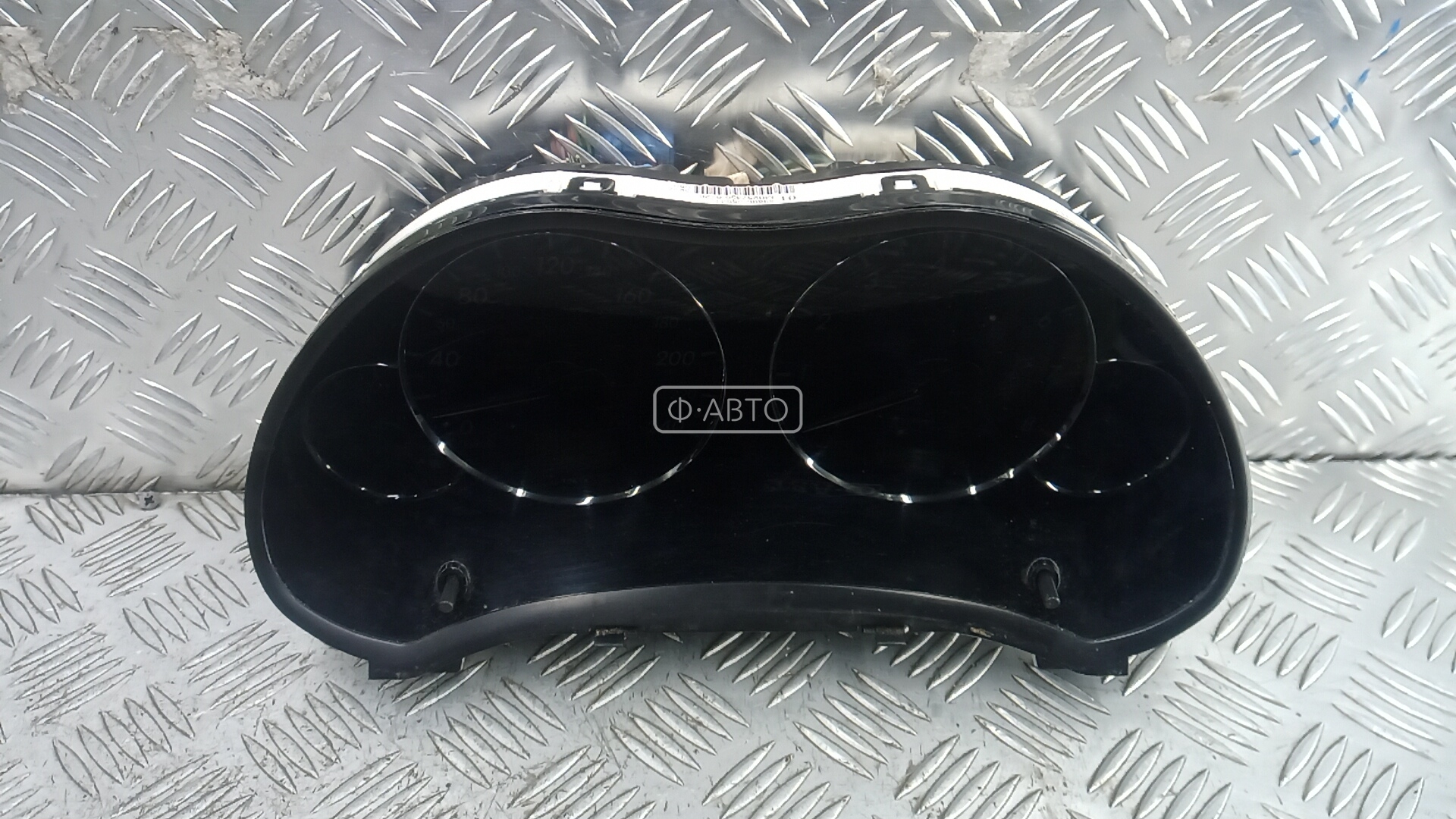 Щиток приборов