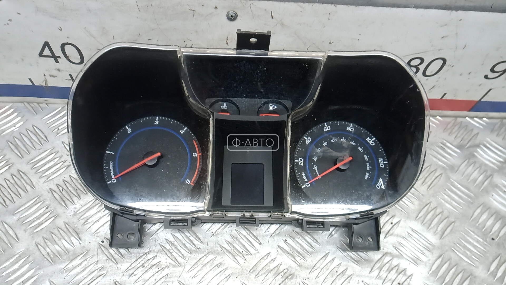 Щиток приборов