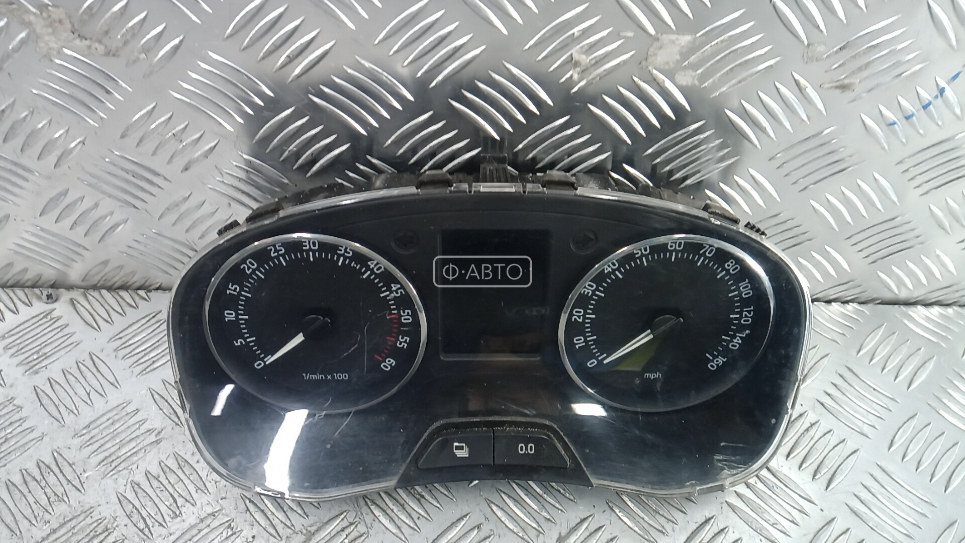 Щиток приборов