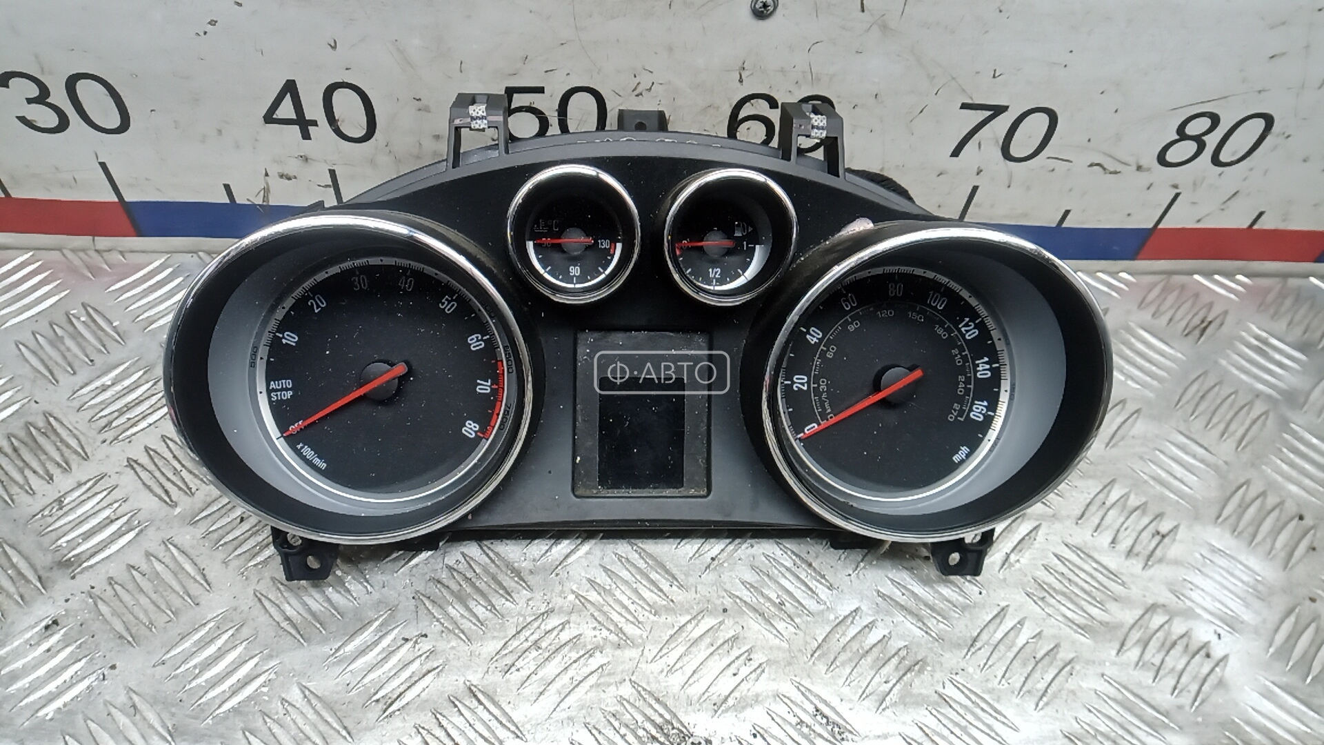 Щиток приборов