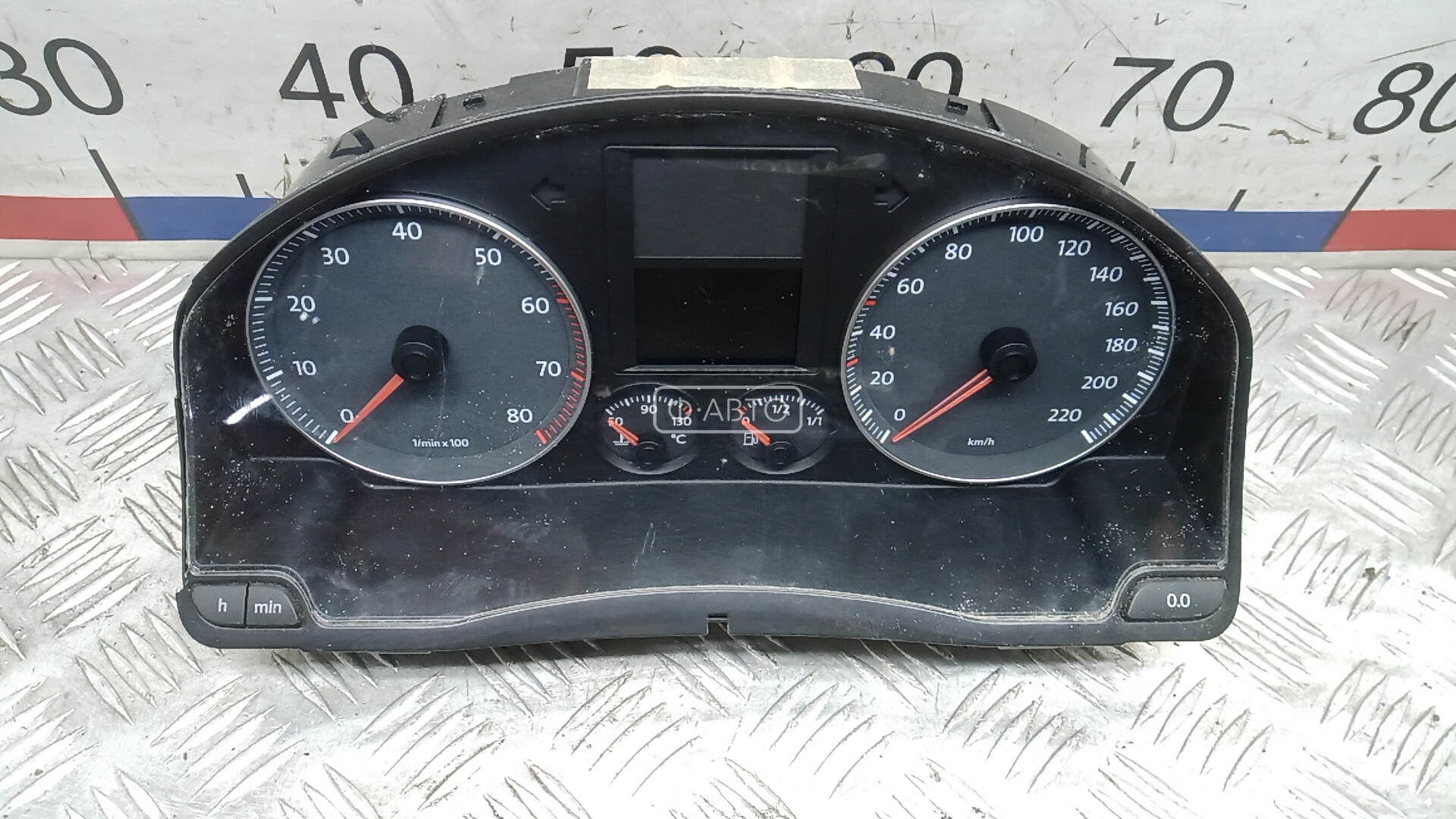 Щиток приборов