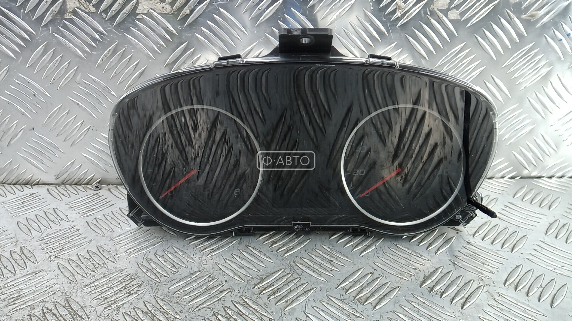 Щиток приборов