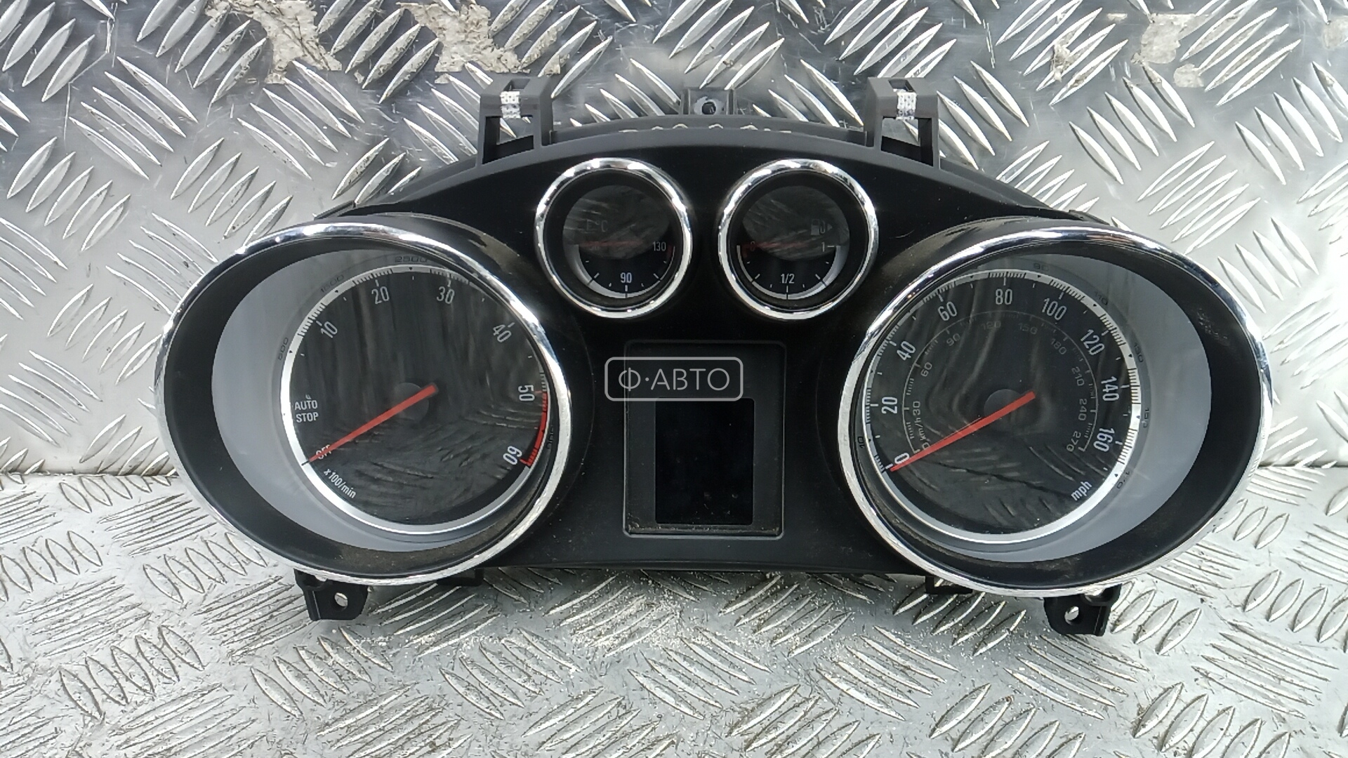 Щиток приборов