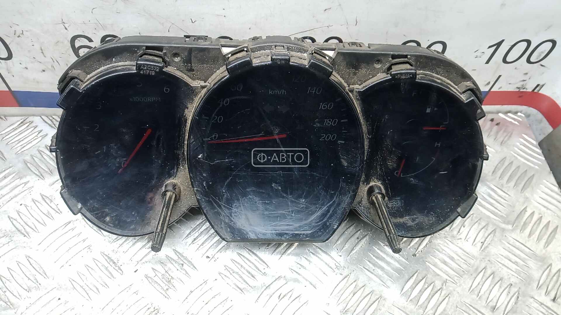 Щиток приборов