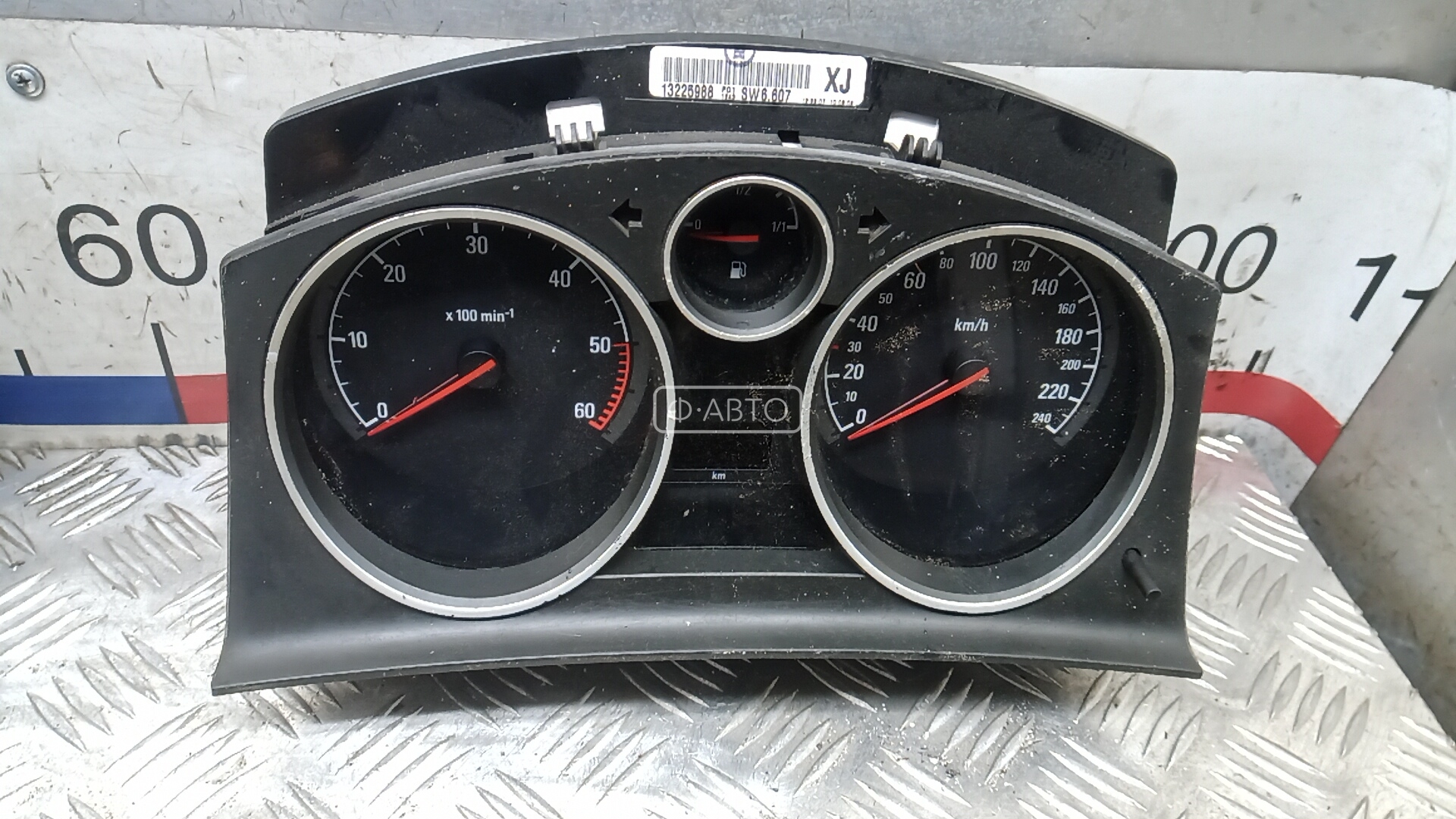 Щиток приборов