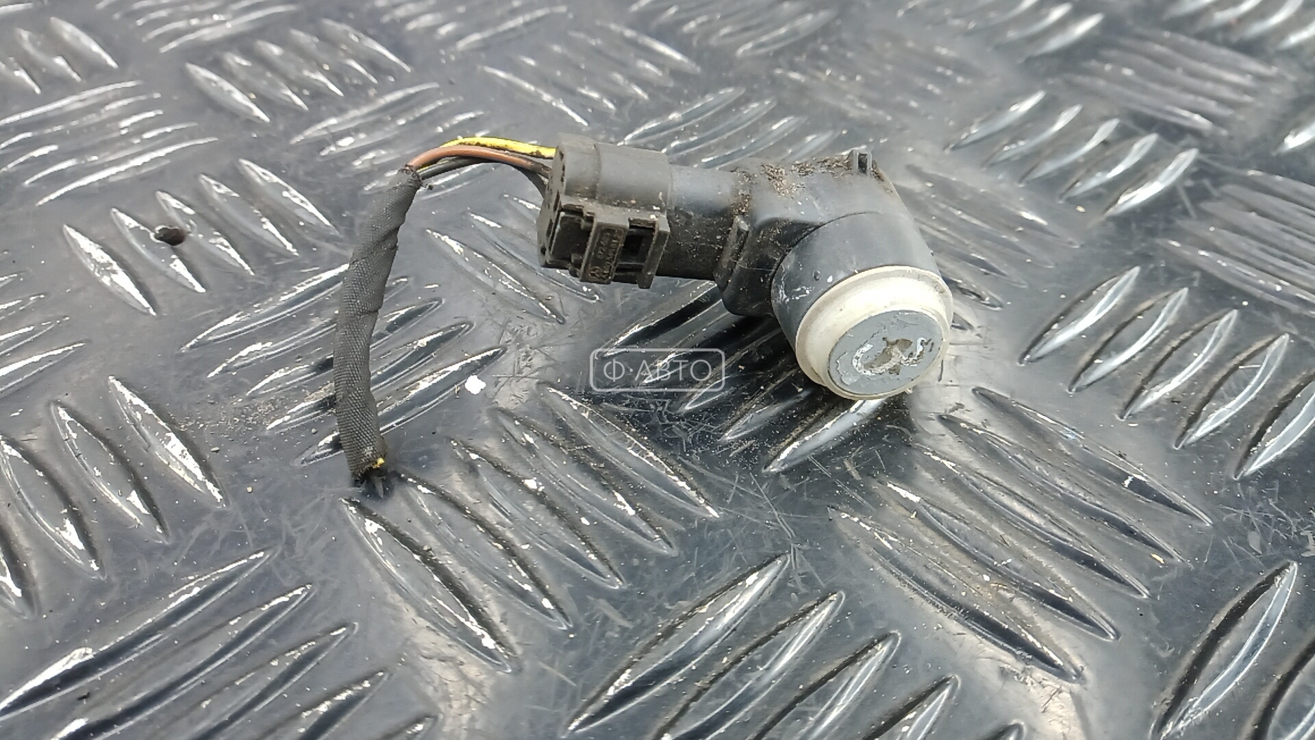 Парктроник задний