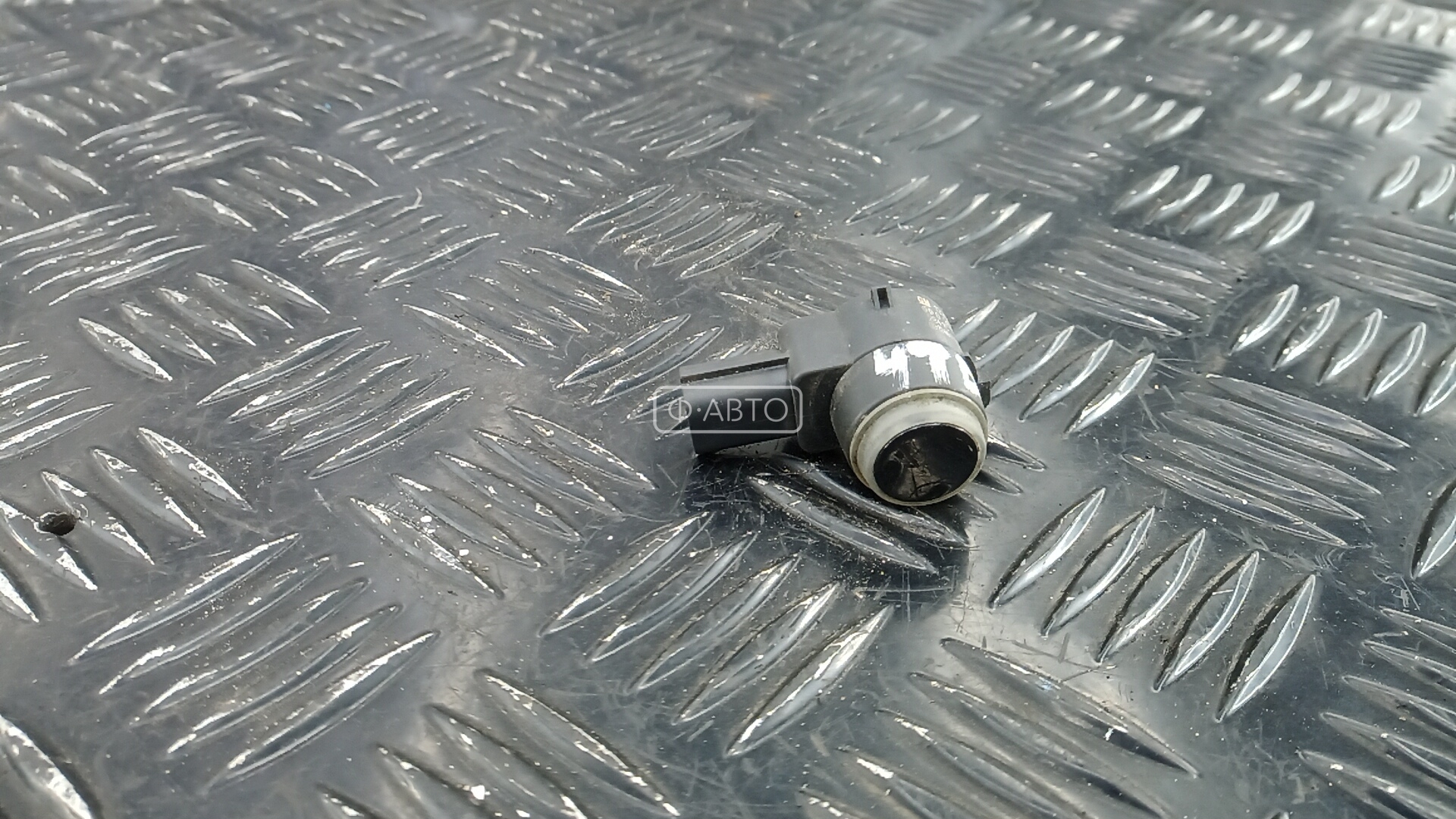 Парктроник задний