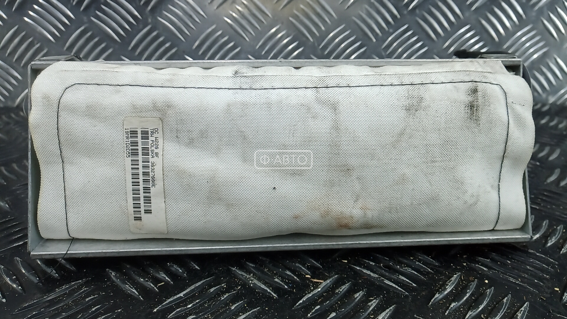 Подушка безопасности пассажира