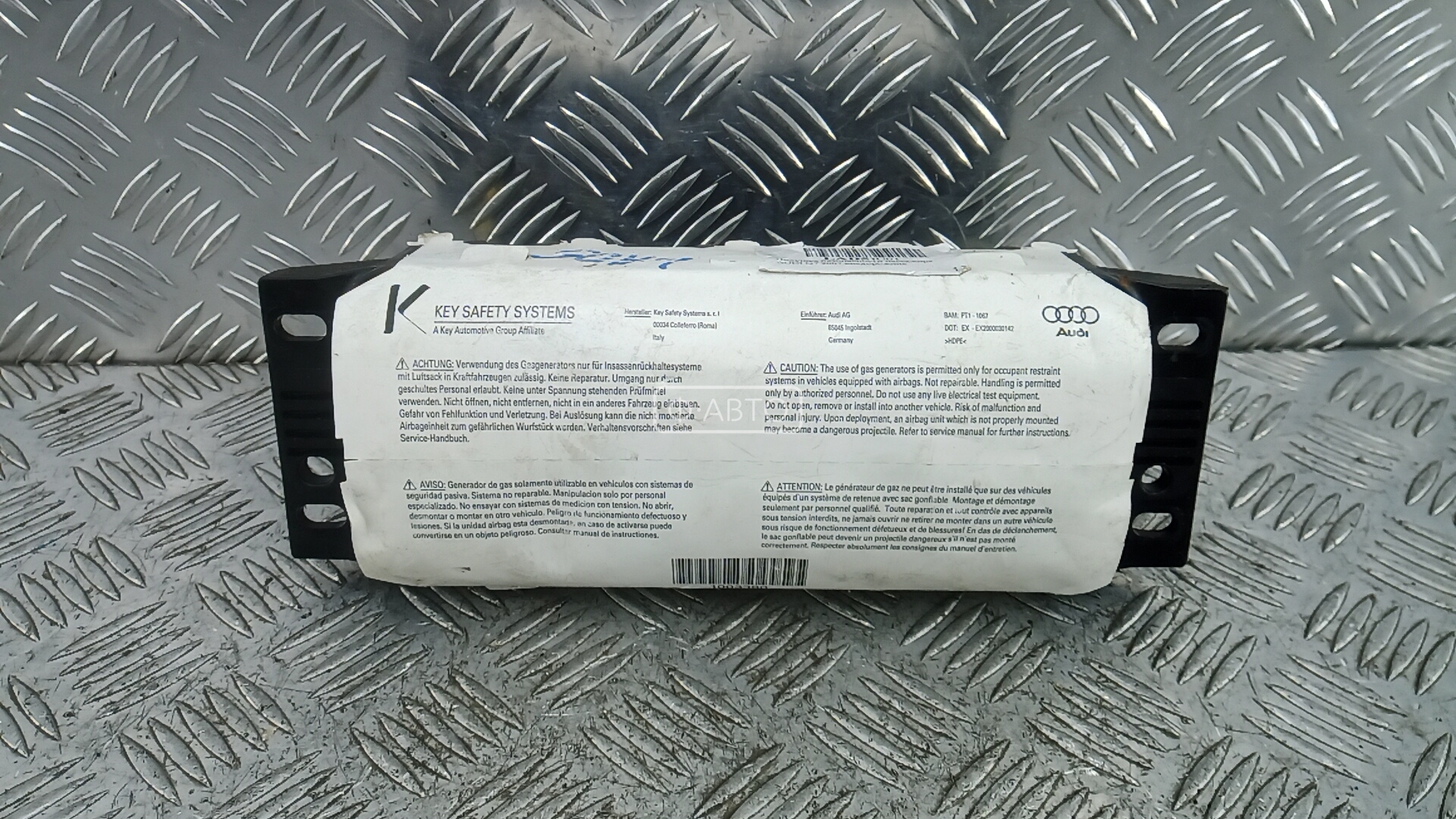 Подушка безопасности пассажира