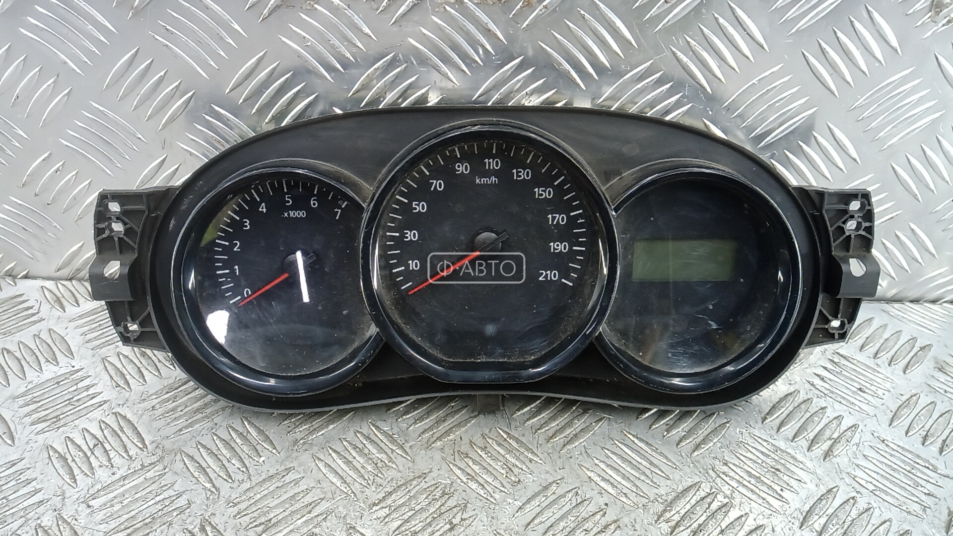 Щиток приборов