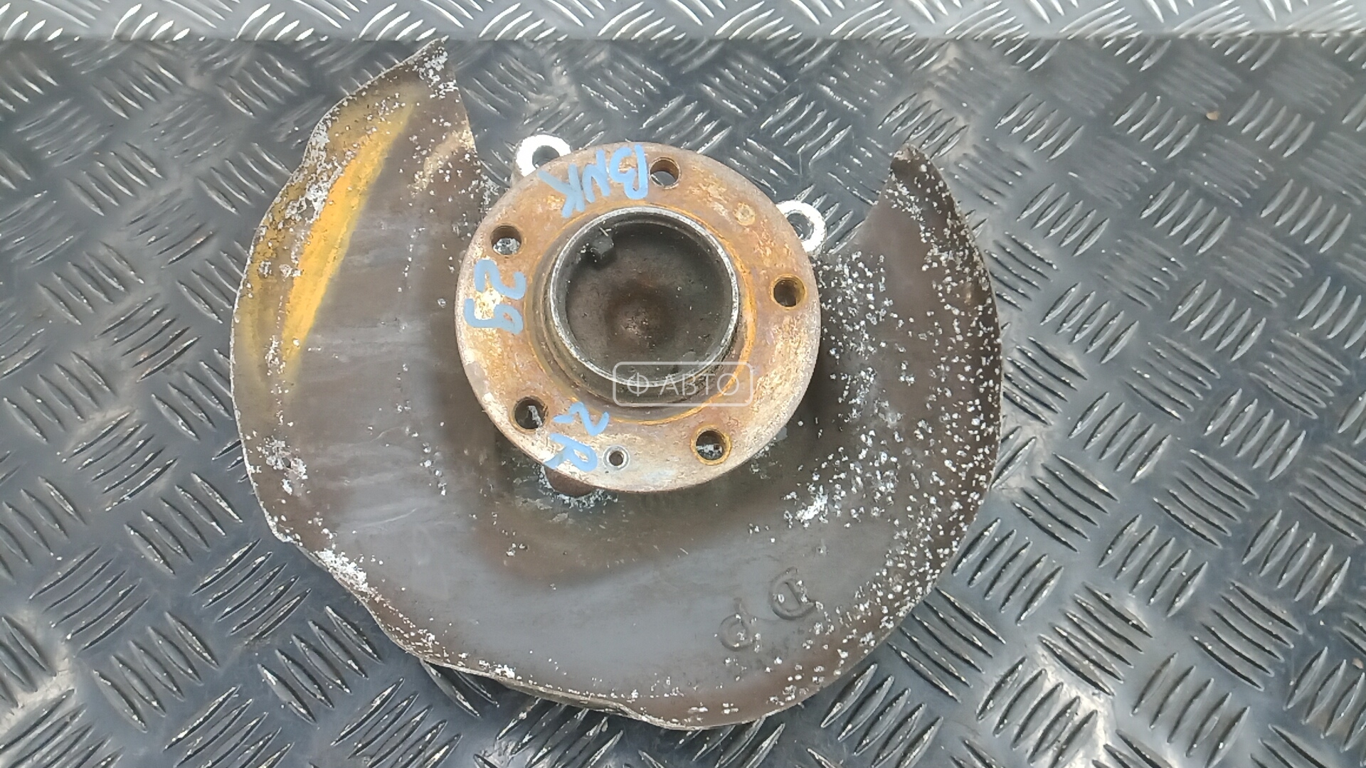 Ступица задняя правая