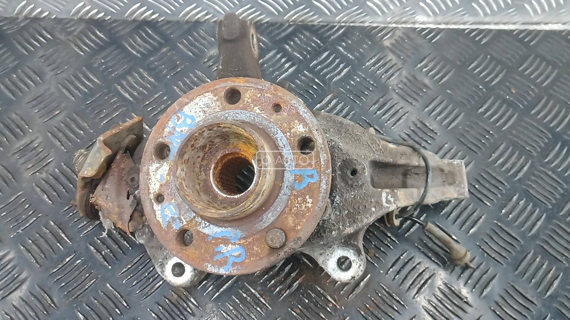 Ступица передняя правая