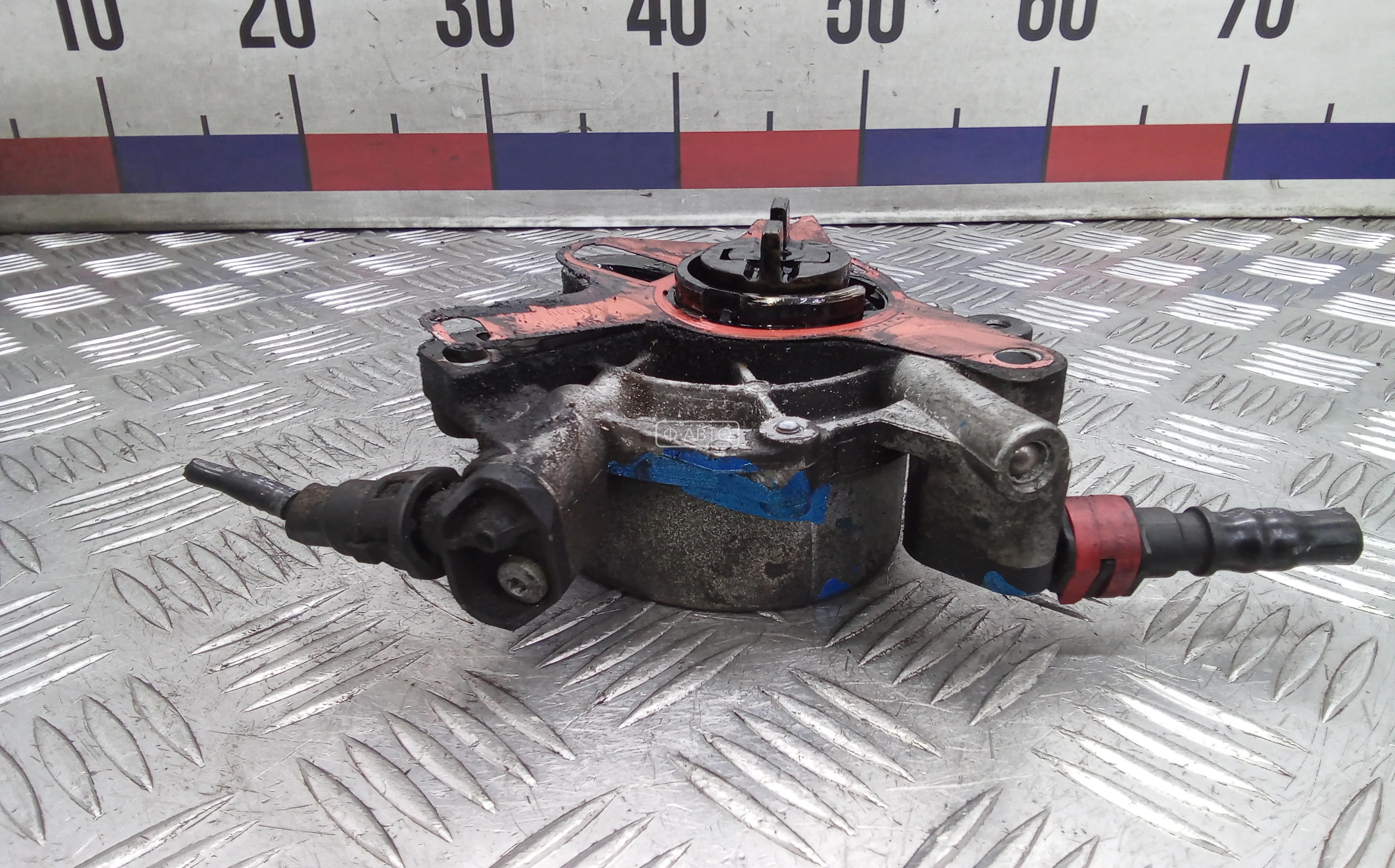 Насос вакуумный