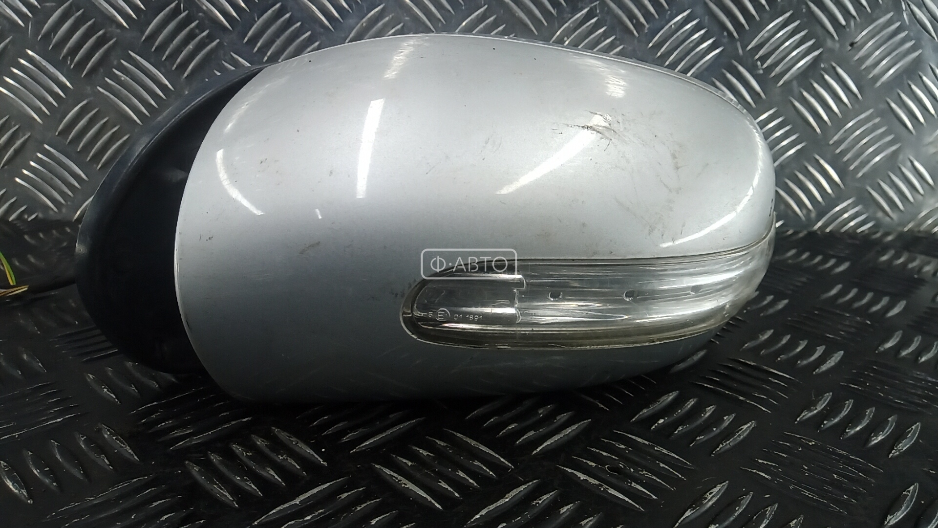 Зеркало наружное левое