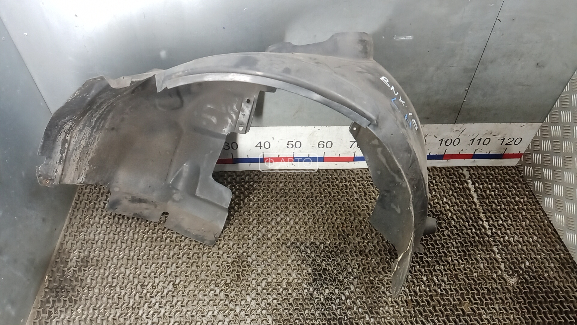 Защита арок (защита крыла, подкрылок) передняя левая