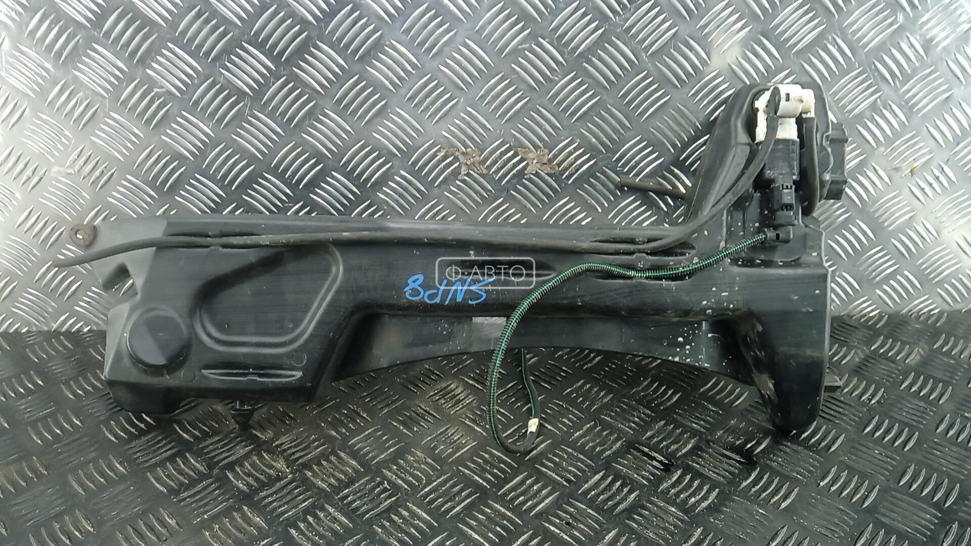 Бачок омывателя