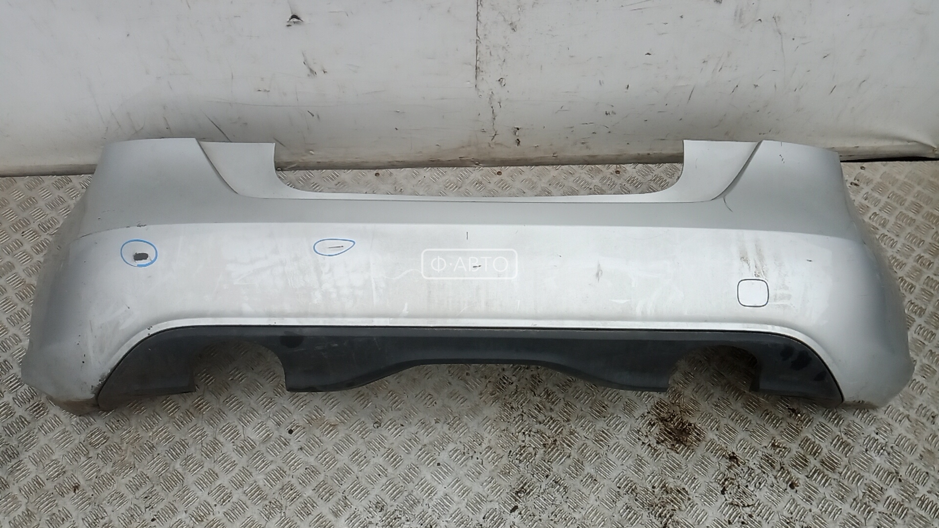 Бампер задний