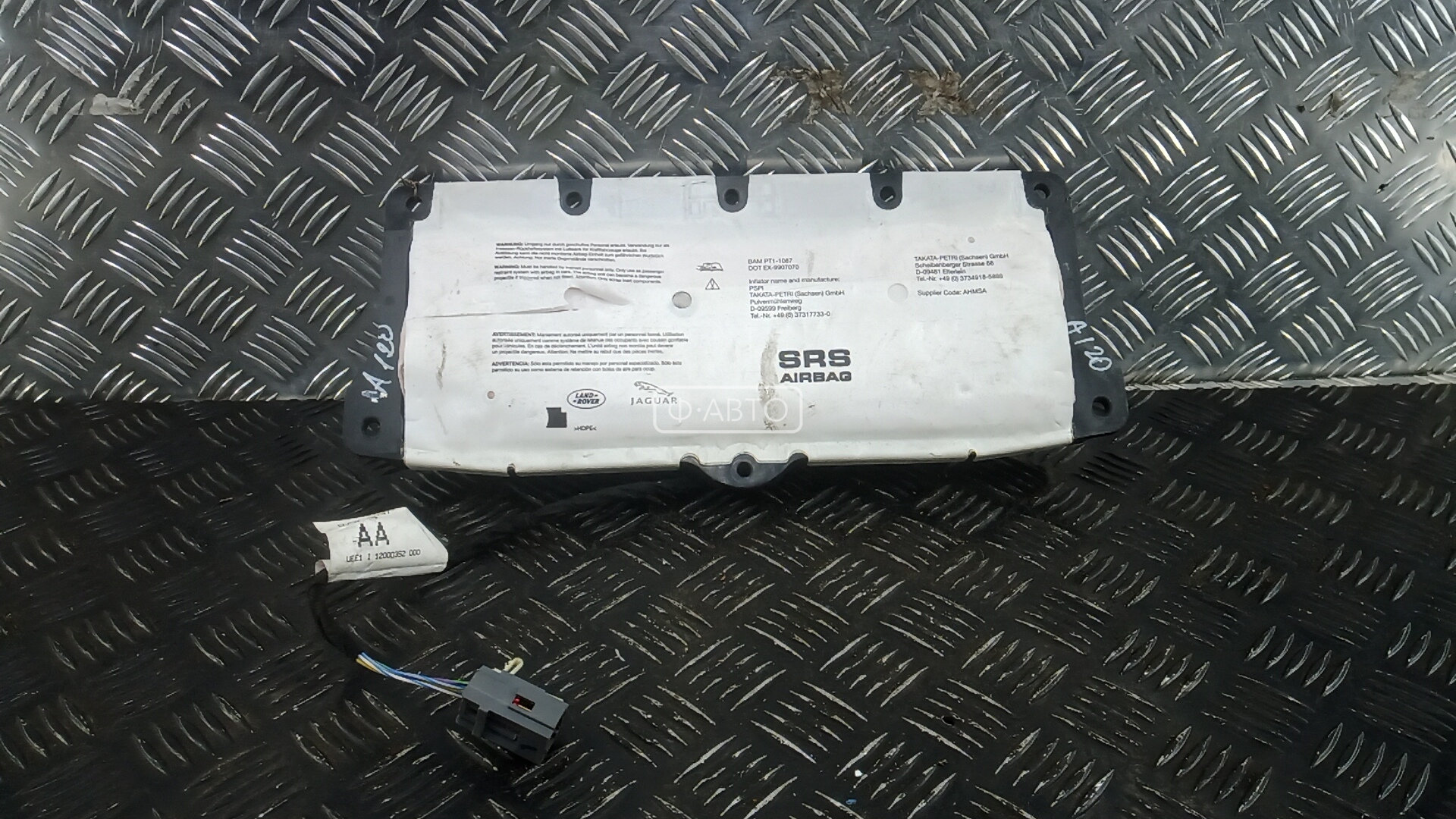 Подушка безопасности пассажира