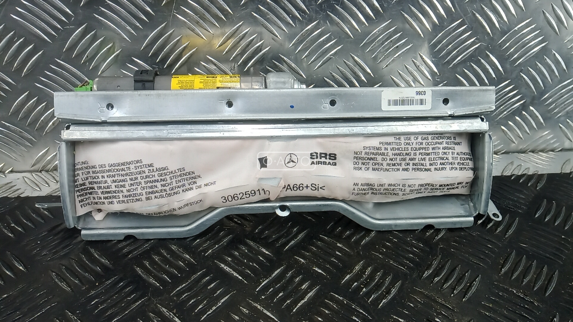 Подушка безопасности пассажира