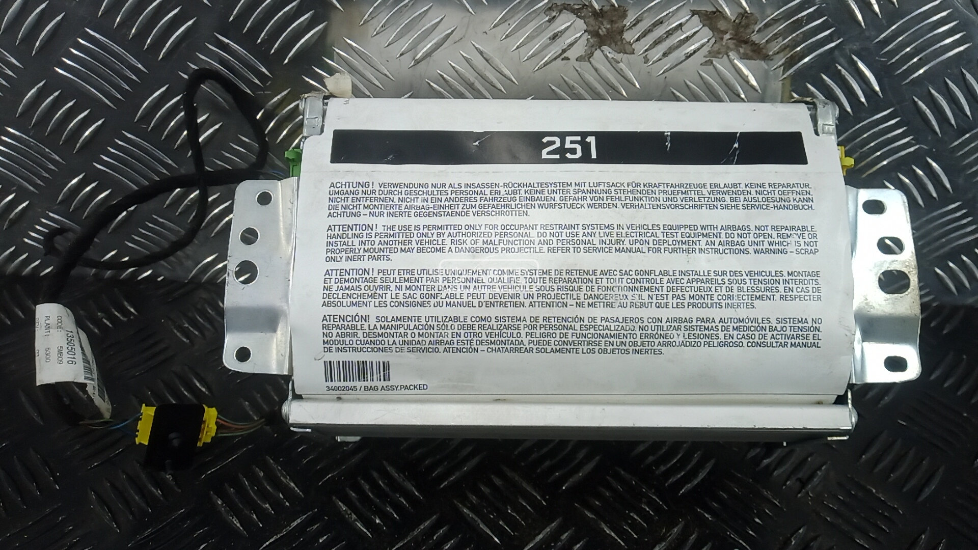 Подушка безопасности пассажира