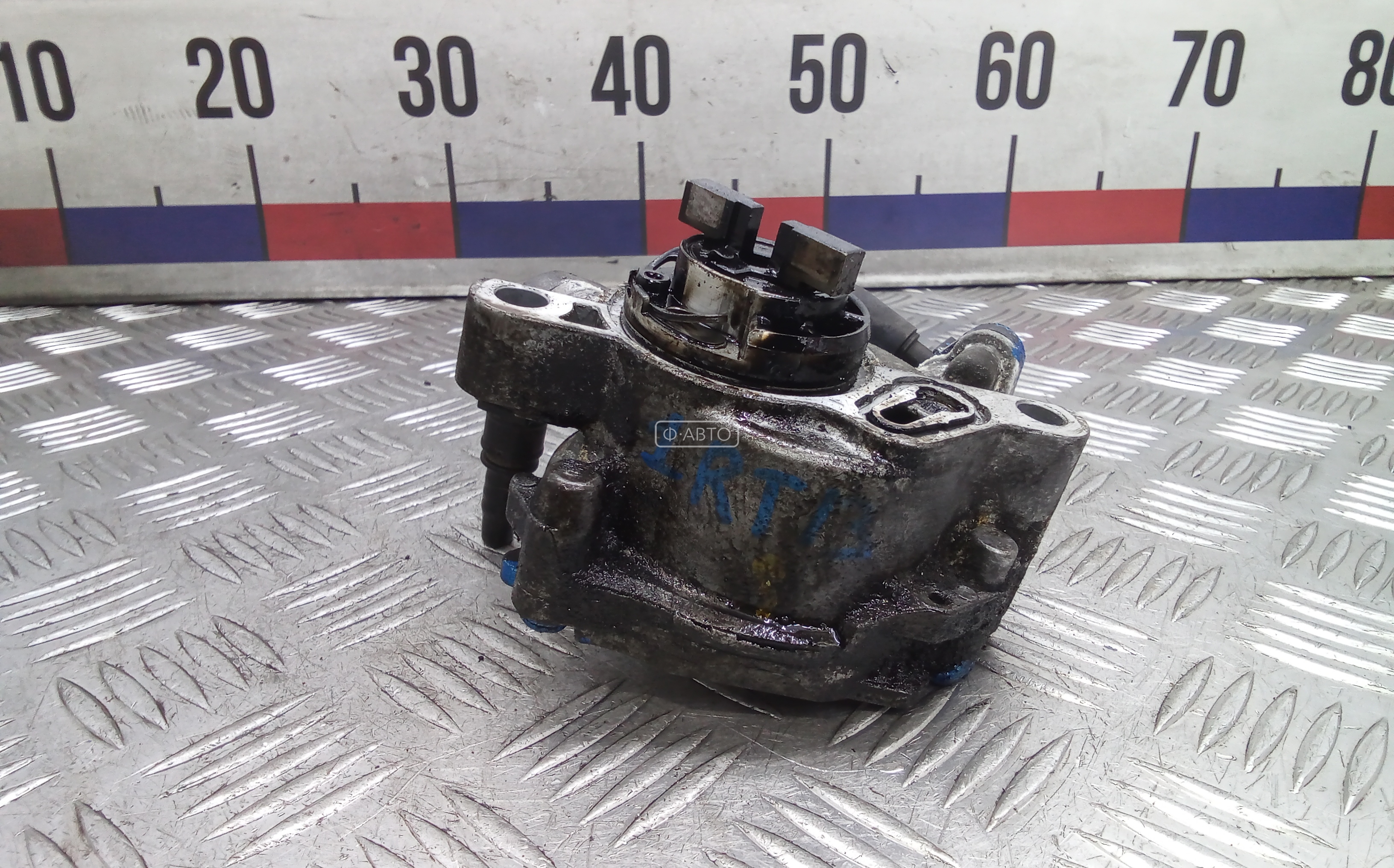 Насос вакуумный