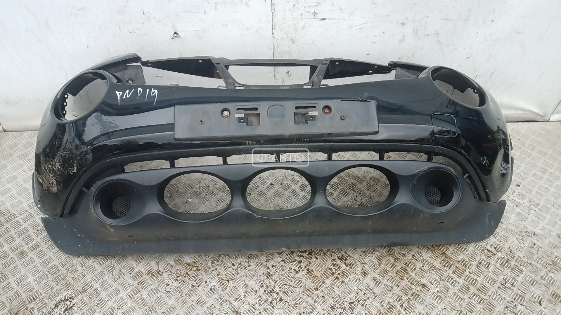 Бампер передний