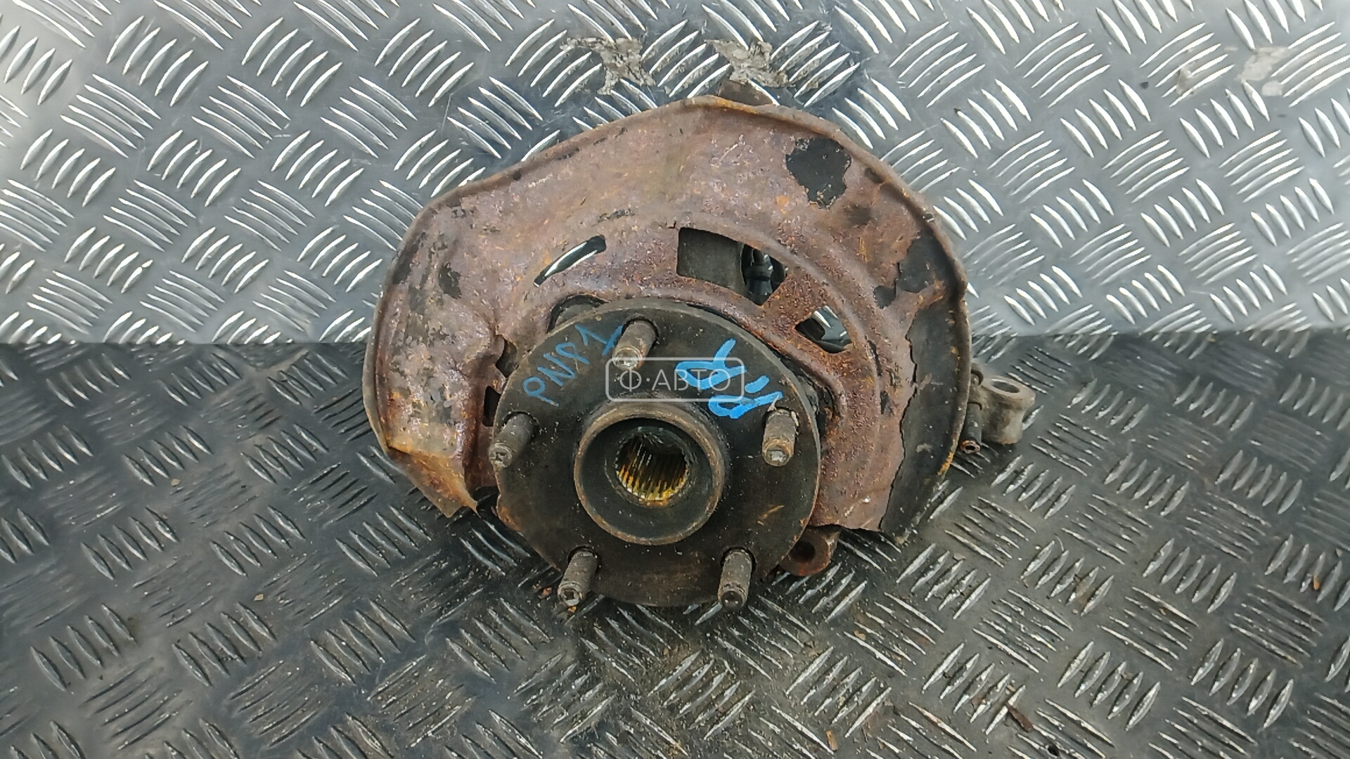 Ступица передняя правая