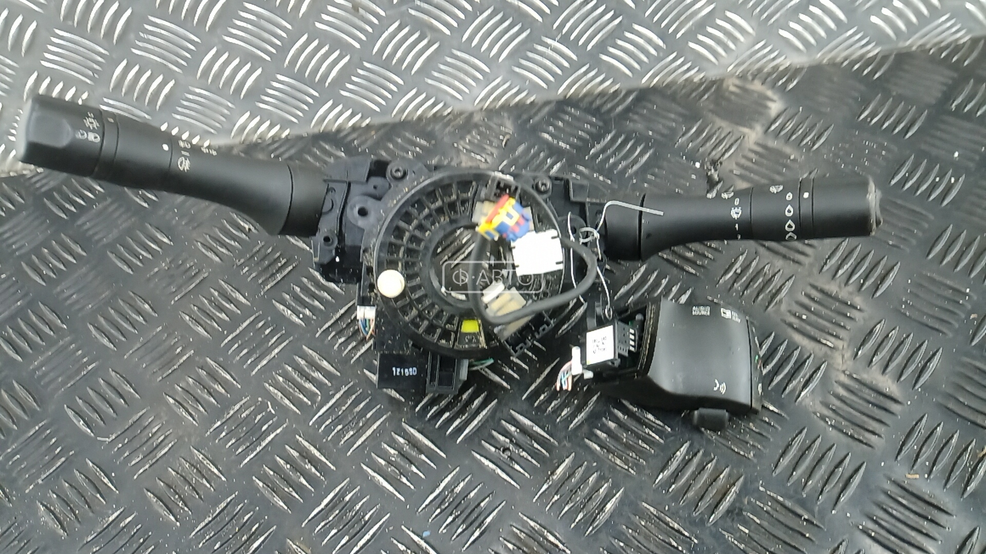 Переключатель поворотов и дворников (стрекоза)