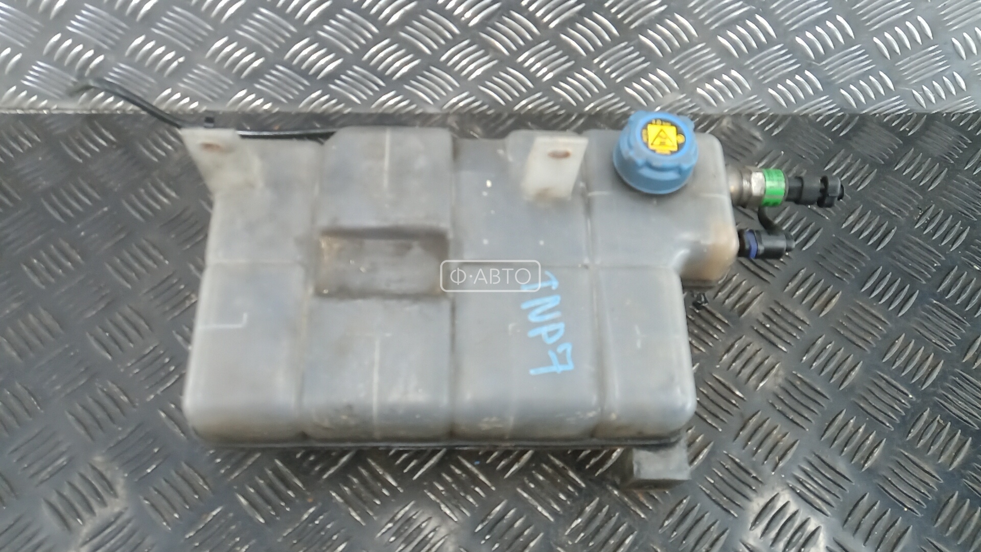 Бачок расширительный