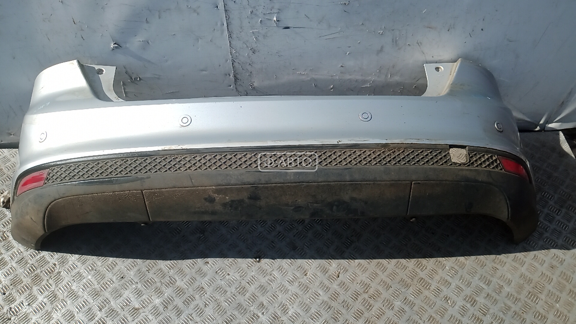 Бампер задний